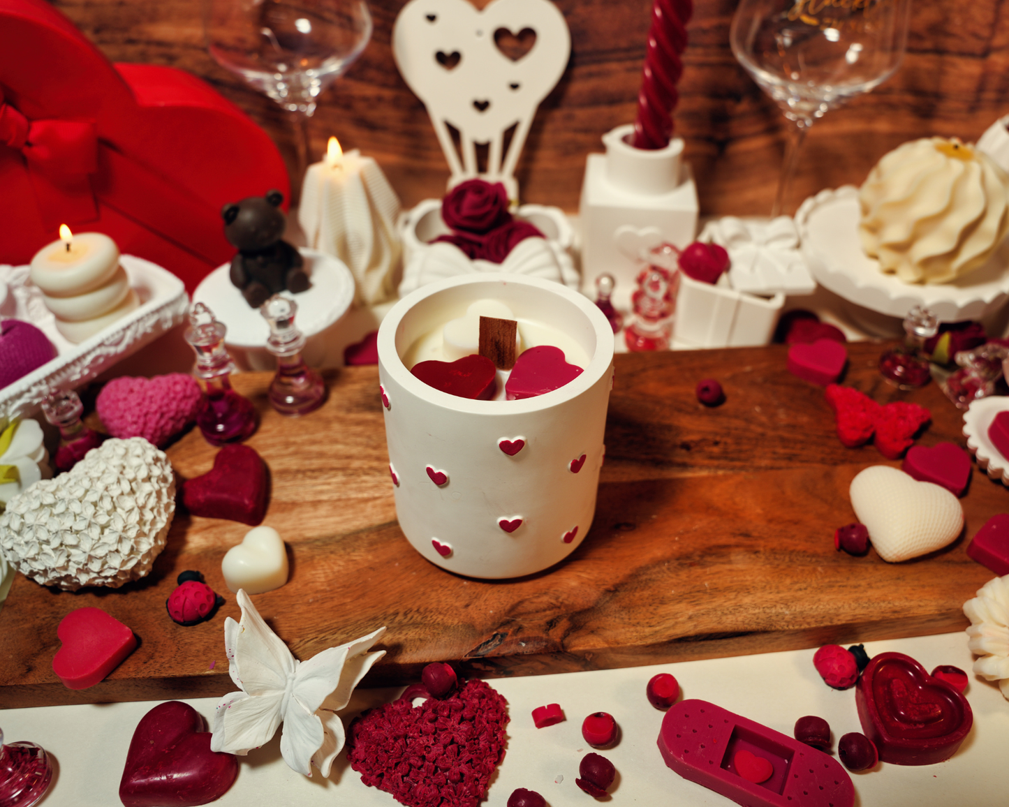 Heart Pattern Candle – Valentine Edition
